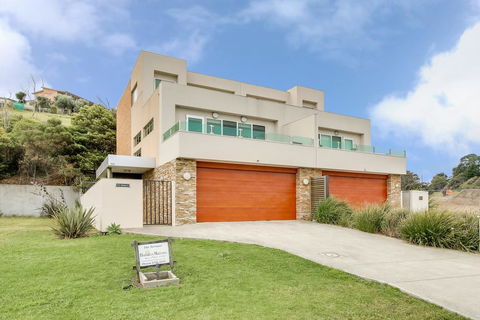 The Terrace - Yamba Accommodation 0