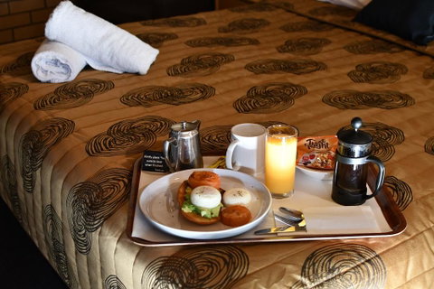 The Town House Motor Inn - Yamba Accommodation 2