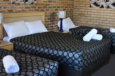 The Town House Motor Inn - Yamba Accommodation 3