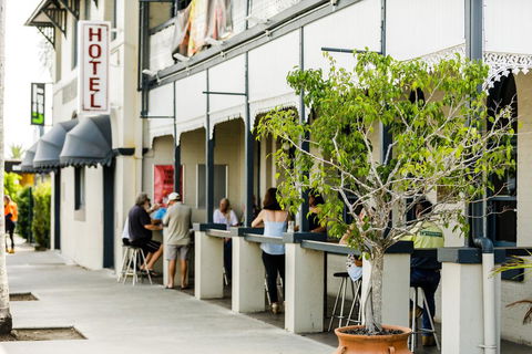 The Waterloo Bay Hotel - Yamba Accommodation 1