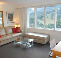 Thredbo Village 3-Bedroom Apartment with Fantastic Views - Yamba Accommodation