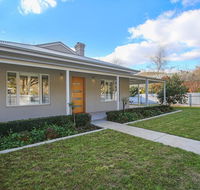 Three Sisters - Yamba Accommodation