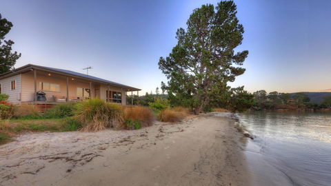 Tides Reach - Yamba Accommodation 1