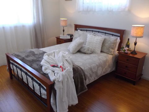 Tinaroo Sunset Retreat - Yamba Accommodation 3