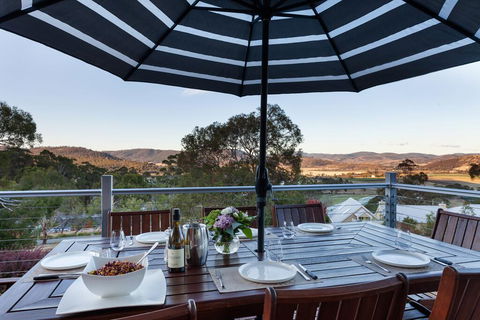 Tolpuddle Villa - Yamba Accommodation 3