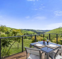 Top Of The Hill - Yamba Accommodation