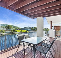 Townhouse on the Canal
