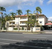 Tradewinds McLeod Holiday Apartments - Yamba Accommodation