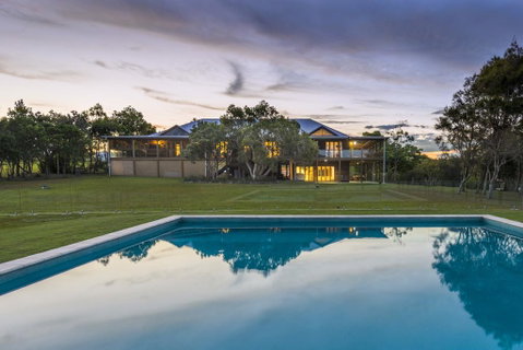 TRANQUILO BEACH HOUSE - Yamba Accommodation 0