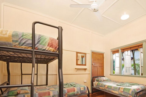 Travellers Oasis - Yamba Accommodation 1