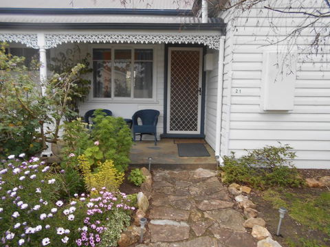 Travellers Rest B&B - Yamba Accommodation 3