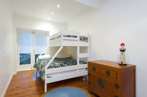 Treehouse Palm Beach - Yamba Accommodation 1