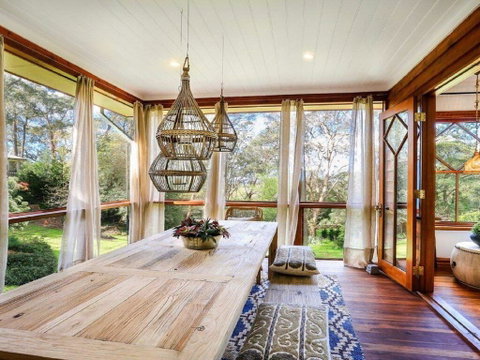 Treetops - Elegant, Inviting, Designer, Cedar Home - Yamba Accommodation 1