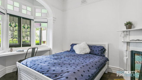 Tribeca On West Executive Escape - Yamba Accommodation 0