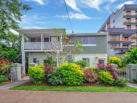 Tropical On McKenzie MK1 - Yamba Accommodation 1