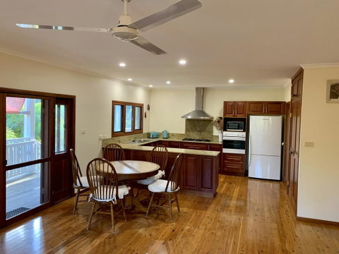 Tropical Styling - Yamba Accommodation 0