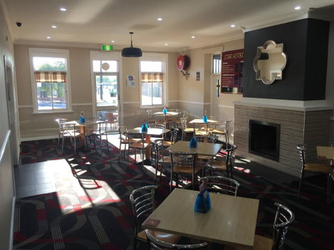 Tumut Star Hotel - Yamba Accommodation 2