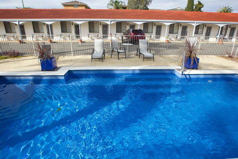 Tuncurry Beach Motel - Yamba Accommodation 2