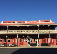 Tumut Star Hotel - Yamba Accommodation