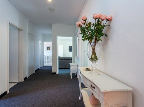 Twelve Errard - Yamba Accommodation 2