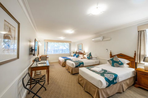Twin Towers Inn - Yamba Accommodation 1