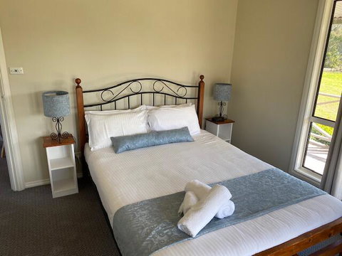 Twin Trees Country Cottages - Yamba Accommodation 2