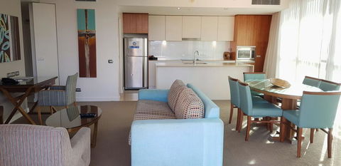 U212 Elston Grandsurf Resort - Yamba Accommodation 2