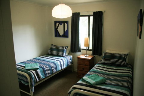 Unit1, Graydon Lodge - Yamba Accommodation 1