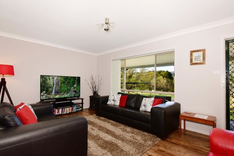 Valley Haven - 3 Bedrooms Close To The Village! - Yamba Accommodation 3