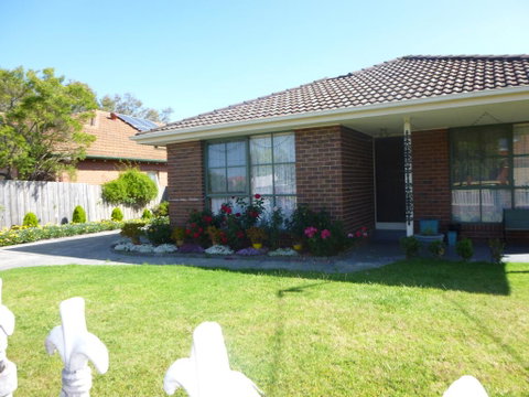 Vella Room - Yamba Accommodation 3