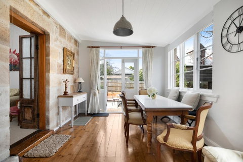 Victoria Cottage - Yamba Accommodation 2