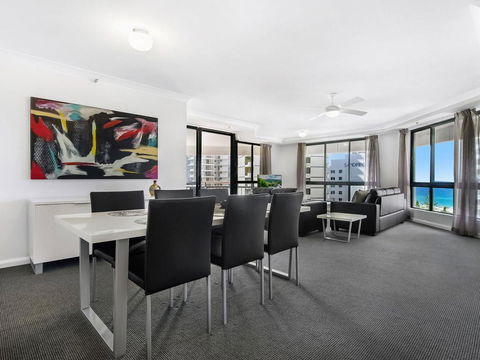 Victoria Square 2 Bed Ocean View Broadbeach - Yamba Accommodation 0