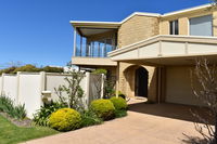 Book Inverloch Accommodation Vacations Yamba Accommodation Yamba Accommodation