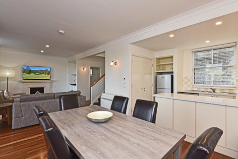 Villa 2br Grange Resort Condo Located Within Cypress Lakes Resort (nothing Is More Central) - Yamba Accommodation 1