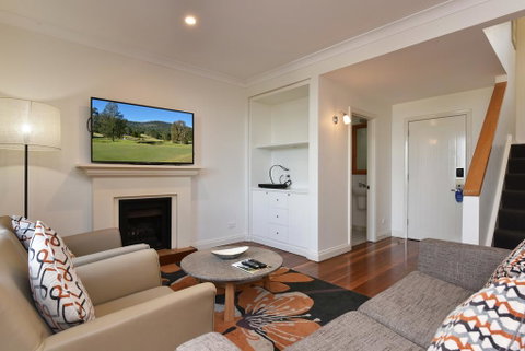 Villa 2br Grange Resort Condo Located Within Cypress Lakes Resort (nothing Is More Central) - Yamba Accommodation 2