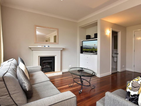 Villa 2br Nebbiolo Resort Condo Located Within Cypress Lakes Resort (nothing Is More Central) - Yamba Accommodation 2