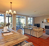 Villa 3br Beaujolais luxe  style Resort Condo located within Cypress Lakes Resort nothing is more central - Yamba Accommodation