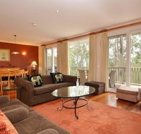 Villa 3br Bella Vista Resort Condo located within Cypress Lakes Resort nothing is more central - Yamba Accommodation