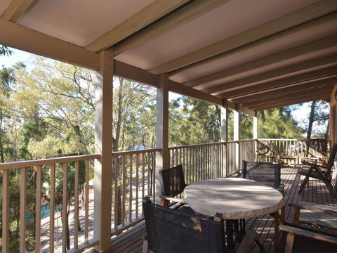 Villa 4br Vignerons Lodge Resort Condo Located Within Cypress Lakes Resort (nothing Is More Central) - Yamba Accommodation 3