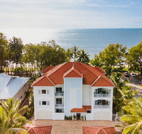 Villa Beach Palm Cove - Yamba Accommodation
