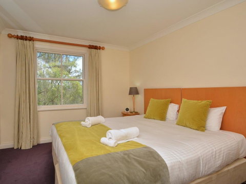 Villa Executive 2br Barbera Resort Condo Located Within Cypress Lakes Resort (nothing Is More Central) - Yamba Accommodation 2