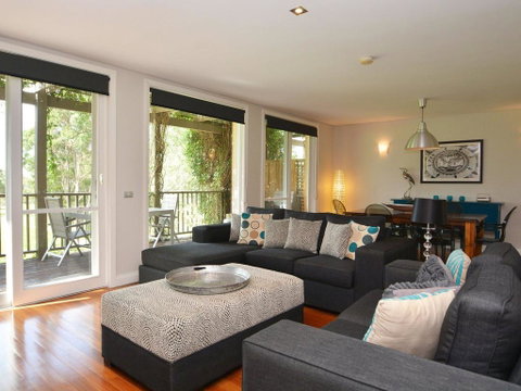 Villa Executive 2br Pokolbin Resort Condo Located Within Cypress Lakes Resort (nothing Is More Central) - Yamba Accommodation 0