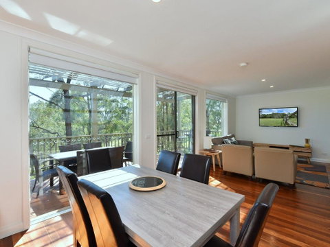 Villa Executive 2br Quattro Resort Condo Located Within Cypress Lakes Resort (nothing Is More Central) - Yamba Accommodation 2