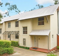 Villa Executive 2br Rose Resort Condo located within Cypress Lakes Resort nothing is more central - Yamba Accommodation