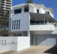 Villa Garfield Surfers Paradise - Yamba Accommodation