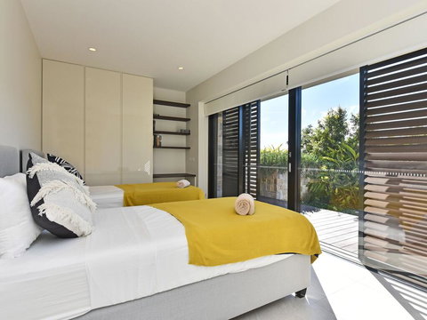 Villa Positano Waterside At Trinity Point - Yamba Accommodation 1