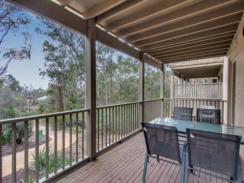 Villa Spa Executive 1br Burgundy Resort Condo Located Within Cypress Lakes Resort (nothing Is More Central) - Yamba Accommodation 0