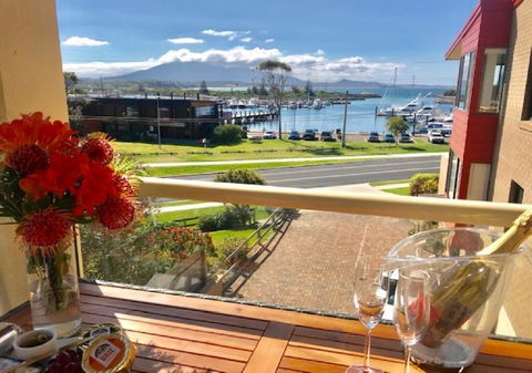 Vista Marina Penthouse #6 - Yamba Accommodation 0