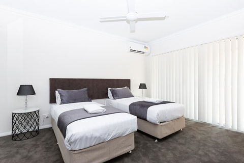 Wagga Apartments #4 - Yamba Accommodation 2