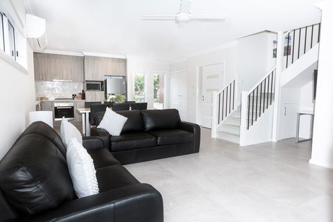 Wagga Apartments #5 - Yamba Accommodation 0